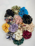 Load image into Gallery viewer, Black textured scrunchie
