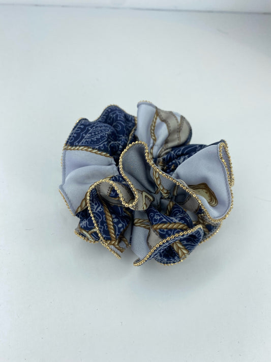 Blue pattern scrunchie